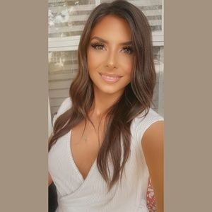 Meet your Posher, Kindra